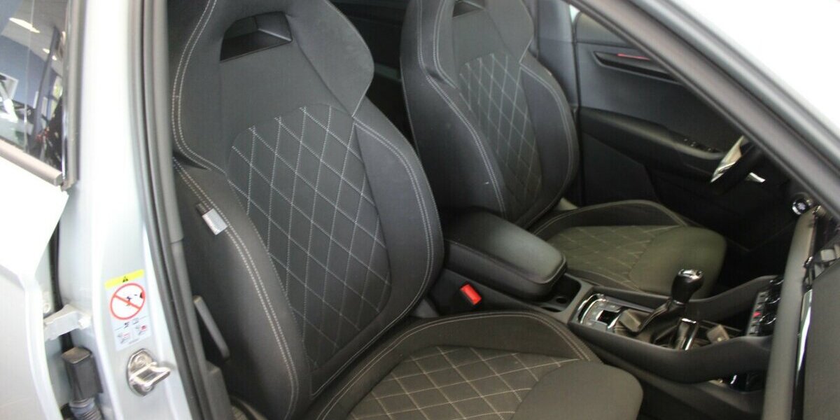 Skoda Karoq 1,5 TSI ACT Sportline 60.250 km 21.980 &euro; Euskirchen 53881