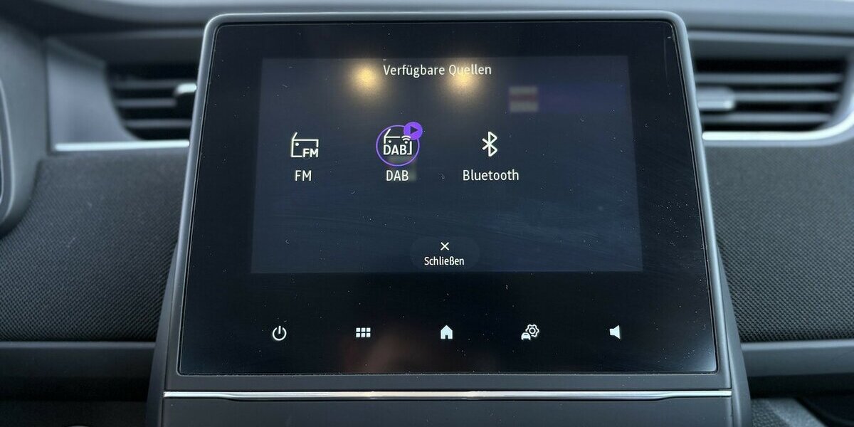 Renault ZOE Life/KEYLESS/LENKHZ./TEMPOMAT/1.HAND 62.409 km 12.900 &euro; Villingen-Schwenningen 78054