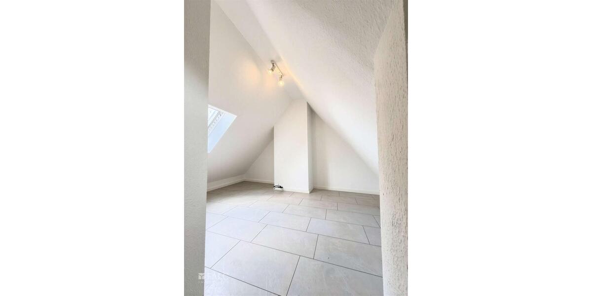 Maisonettenwohnung Wiesloch - 3.5 Zimmer, 120 m&sup2;, 1.100&euro; | Angebot:26289267