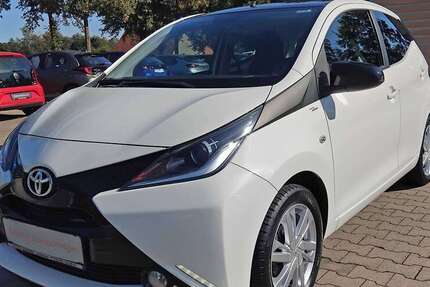 Toyota Aygo 98.500 km 7.490 &euro; Lichtenau 33165