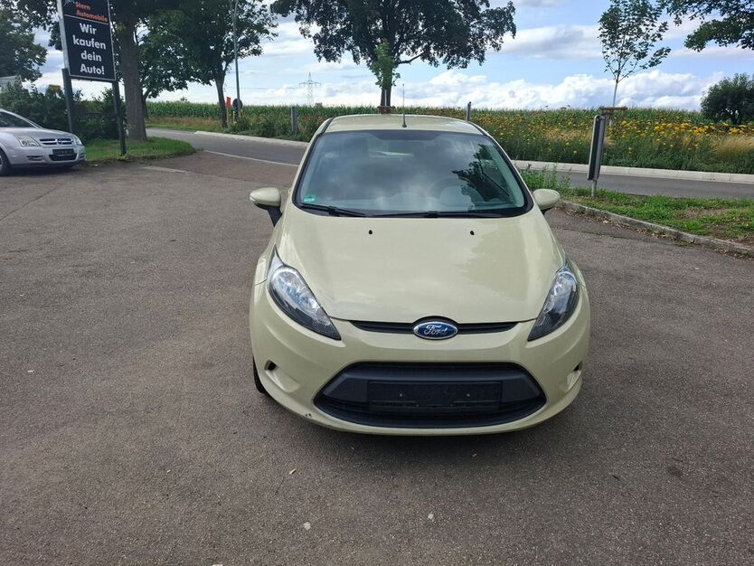 Ford Fiesta 105.107 km 3.990 € Kernen i. r 71394