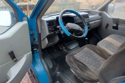 VW T4 Kombi 236.000 km 2.499 &euro; Wernitzgrün 08258