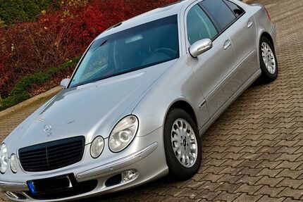 Mercedes-Benz E 200 219.000 km 4.899 &euro; Zittau 02763