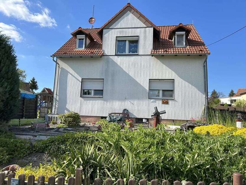Haus zum Kaufen in Meerane 179.000 € 106.28 m²