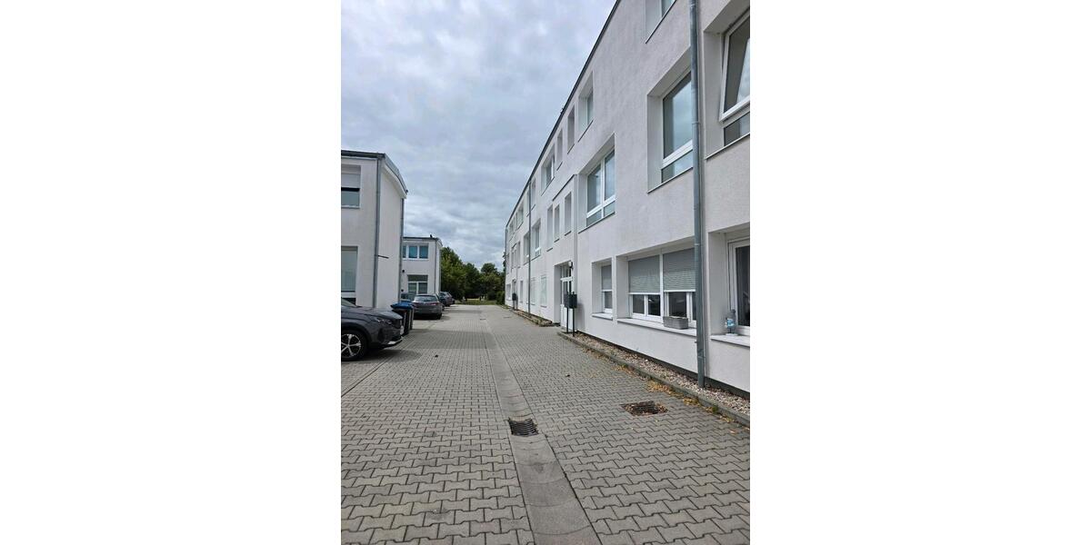 Etagenwohnung Bitterfeld-Wolfen Wolfen - 2 Zimmer, 62 m&sup2;, 105.000&euro; | Angebot:27143920