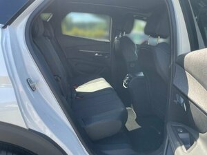 Peugeot 3008 Allure 1.2 PureTech 130 EU6d+Panorama+Focal P 30.750 km 20.950 € Bad Wünnenberg 33181