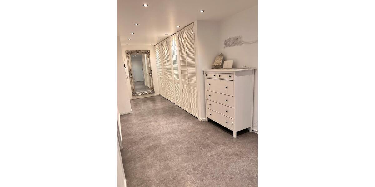 Etagenwohnung Langweid am Lech - 4 Zimmer, 92 m&sup2;, 490.000&euro; | Angebot:25614213