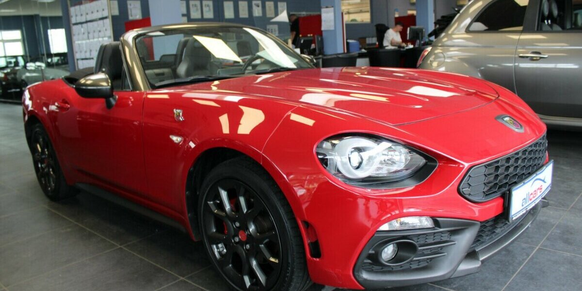 Abarth 124 Spider Serie 0 Turismo 1.4 MultiAir Turbo 70.944 km 23.980 &euro; Euskirchen 53881