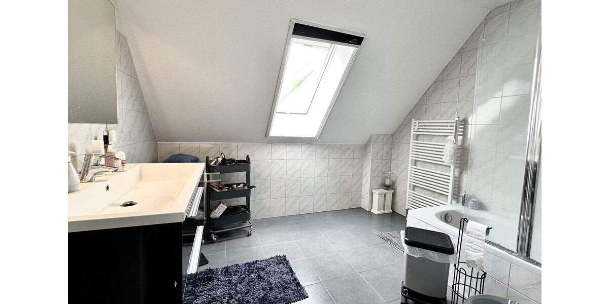Doppelhaushälfte Langenhagen Kaltenweide - 5 Zimmer, 102 m&sup2;, 399.000&euro; | Angebot:25779502