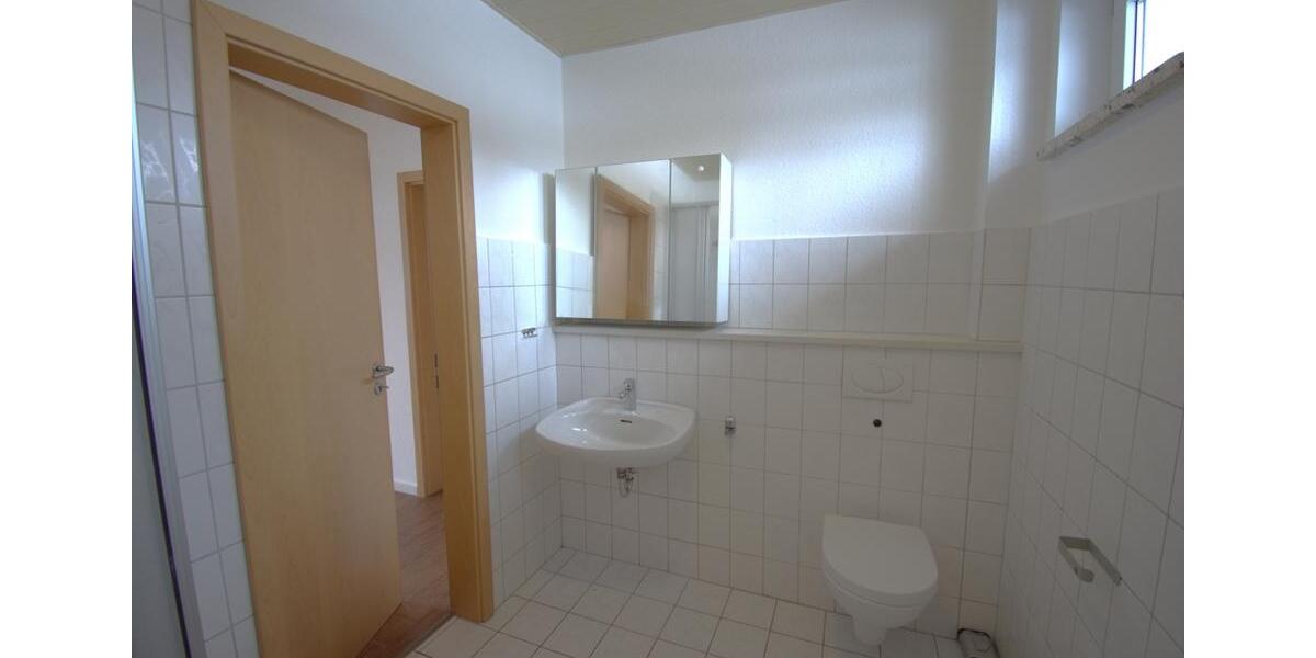 Etagenwohnung Hemmingstedt - 3 Zimmer, 98 m&sup2;, 700&euro; | Angebot:25099964