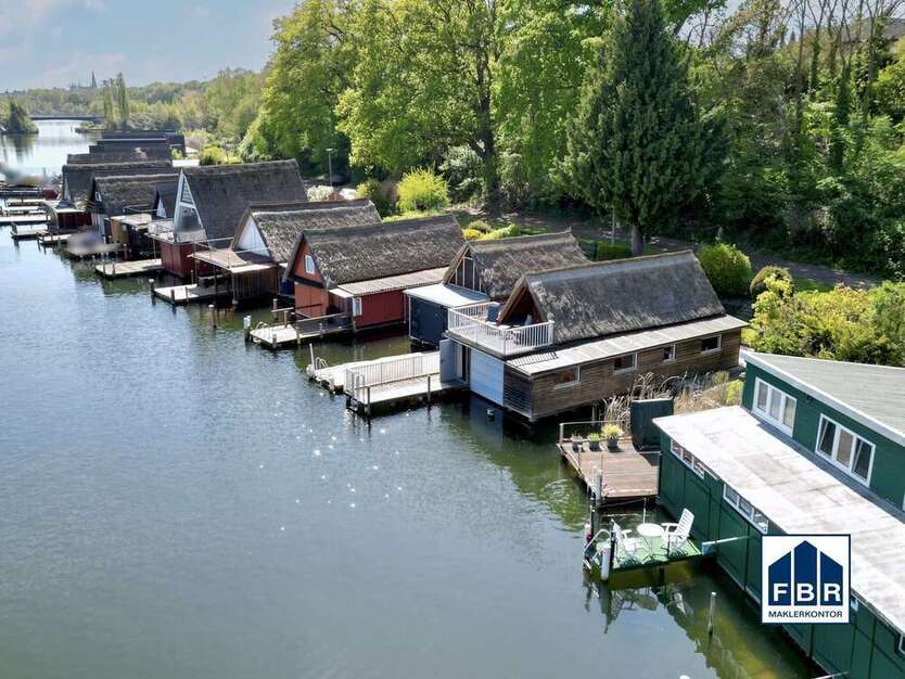 Haus zum Kaufen in Schwerin 298.000 € 39.03 m²