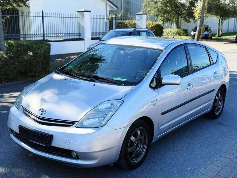Toyota Prius 340.000 km 3.000 € Neustadt 31535