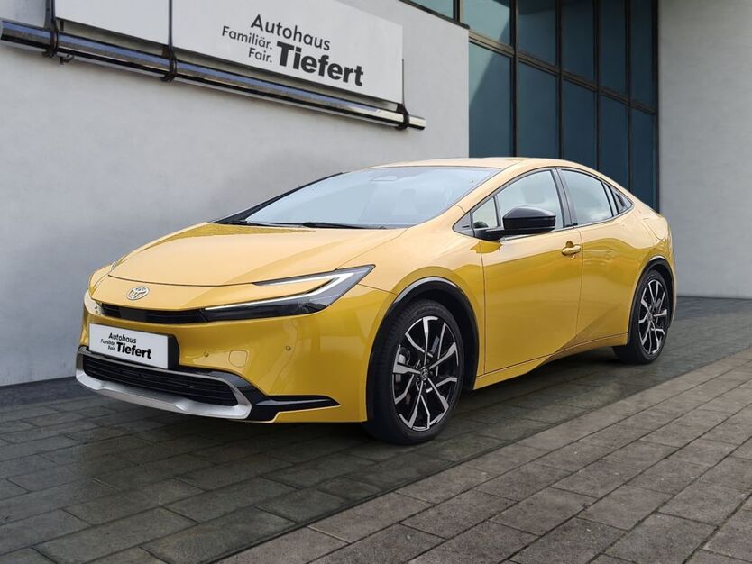 Toyota Prius 2.990 km 41.980 € Lauchringen 79787