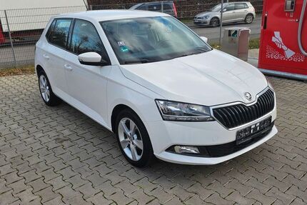 Skoda Fabia 115.998 km 7.500 &euro; Korbach 34497