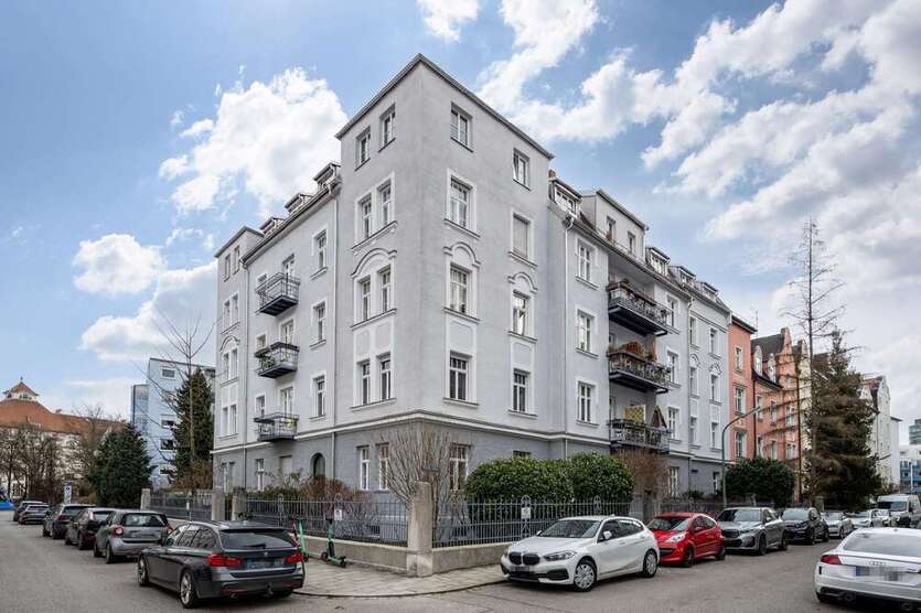 Wohnung zum Kaufen in München 695.000 € 76 m²