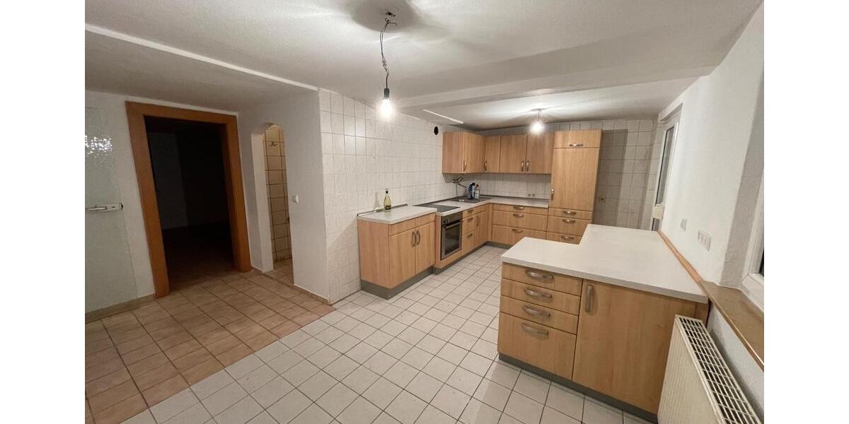 Einfamilienhaus Lauda-Königshofen Königshofen - 5 Zimmer, 140 m&sup2;, 295.000&euro; | Angebot:26726100