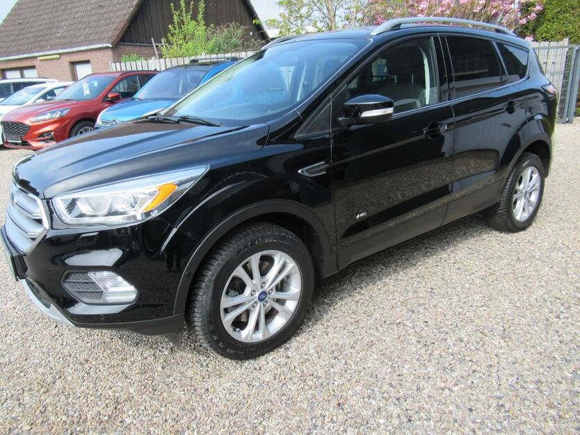 Ford Kuga 95.800 km 15.950 € Gettorf 24214