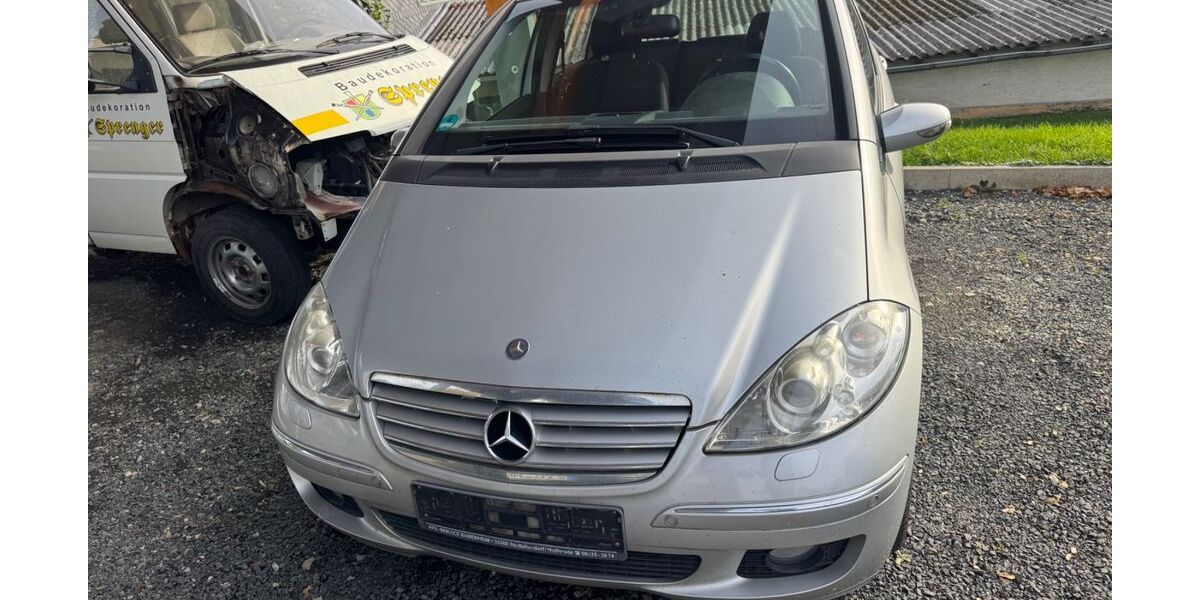 Mercedes-Benz A 200 312.000 km 750 &euro; Homberg 35315