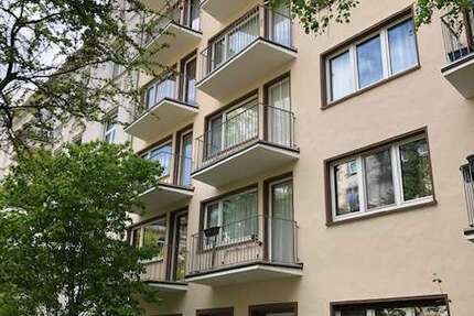 Wohnung Wiesbaden Mitte - 2 Zimmer, 67 m&sup2;, 1.000&euro; | Angebot:27087969