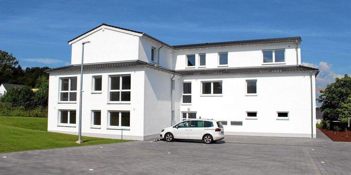 Etagenwohnung Königswinter Thomasberg - 3 Zimmer, 94 m&sup2;, 1.240&euro; | Angebot:25780275