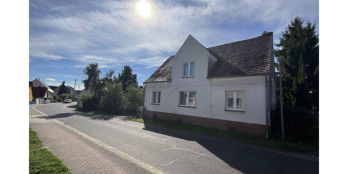 Einfamilienhaus Schenkendöbern Sembten - 7 Zimmer, 188 m&sup2;, 79.000&euro; | Angebot:25685823