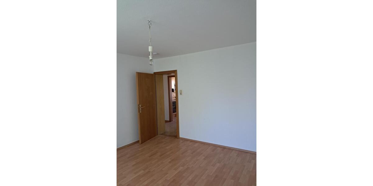 Etagenwohnung Pirmasens Niedersimten - 3 Zimmer, 67 m&sup2;, 66.000&euro; | Angebot:27459901