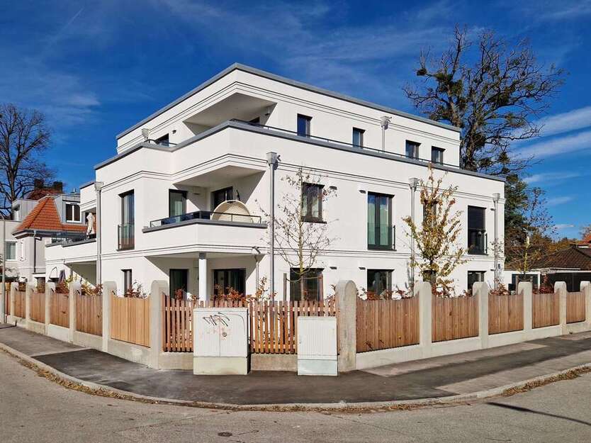 Wohnung zum Kaufen in München 1.390.000 € 122.7 m² 4 zimmer