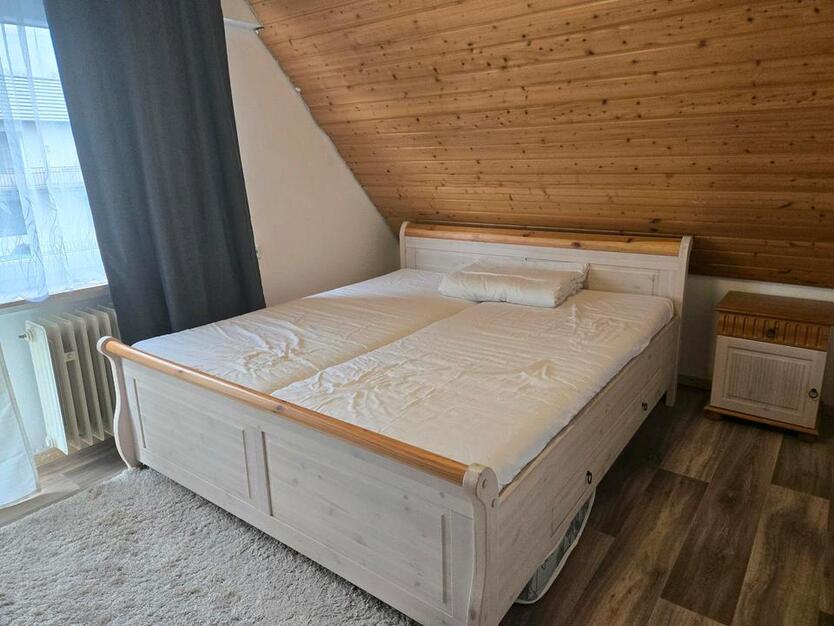 Wohngemeinschaft Zimmern zu VERMIETEN IN Backnang zimmer