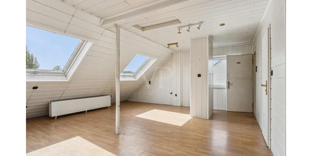 Reihenendhaus mit großem Grundstück, Pool und wohnmobilgeeigneter Doppelgarage - Reihenendhaus Rheine Rheine | Angebot:27165398