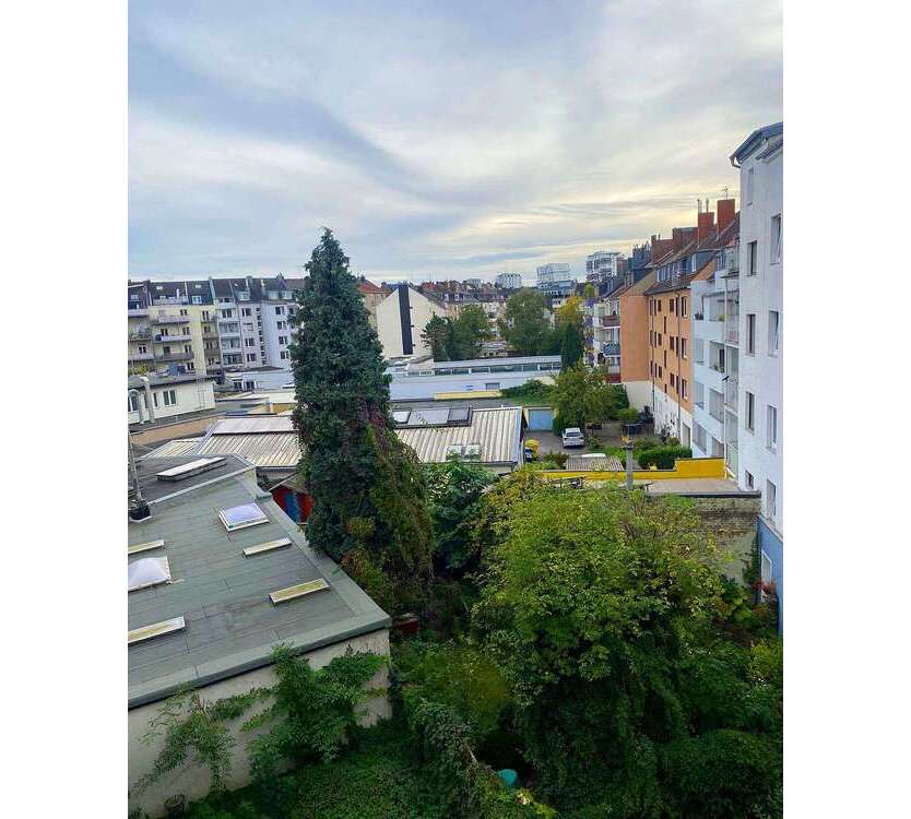 Wohnung zum Kaufen in Düsseldorf 310.000 € 80 m²