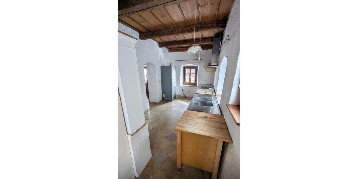 Einfamilienhaus Roding - 6 Zimmer, 180 m&sup2;, 350.000&euro; | Angebot:26083291