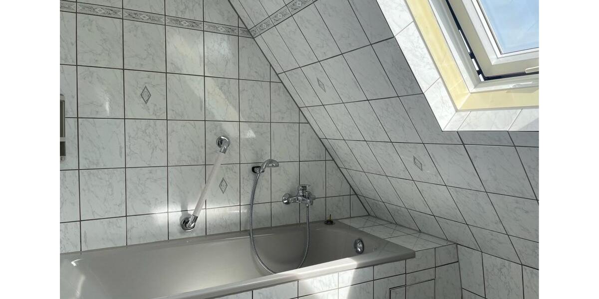 Doppelhaushälfte Trossingen - 4 Zimmer, 80 m&sup2;, 250.000&euro; | Angebot:26934431