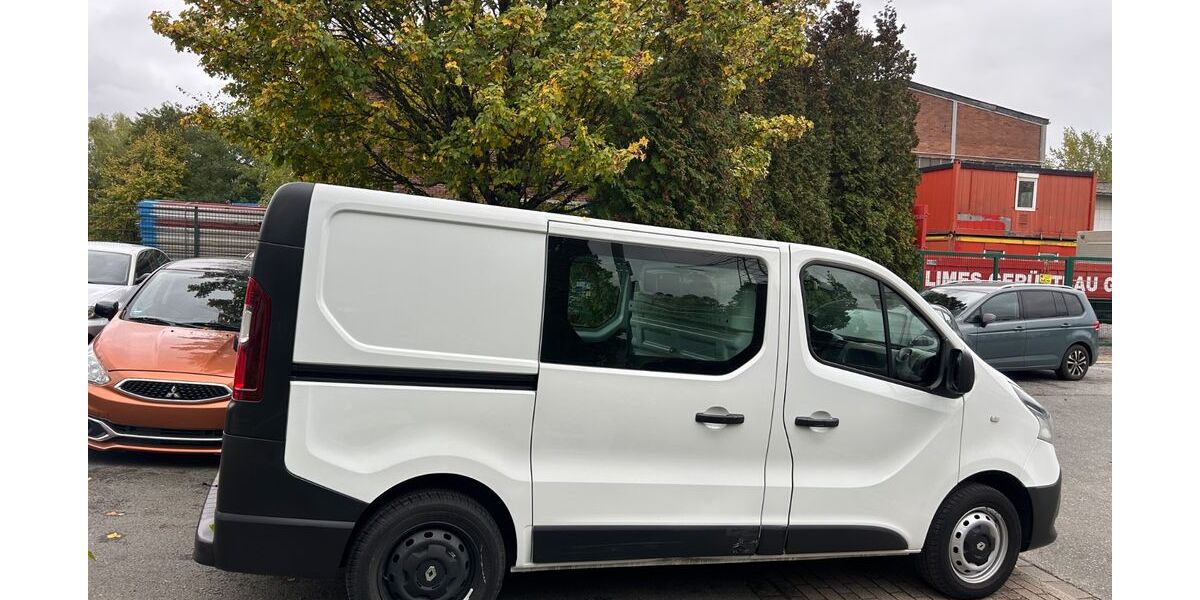 Renault Trafic 102.000 km 9.700 € Essen 45326