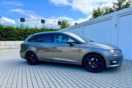 Seat Leon 113.000 km 12.299 € Chemnitz 09117