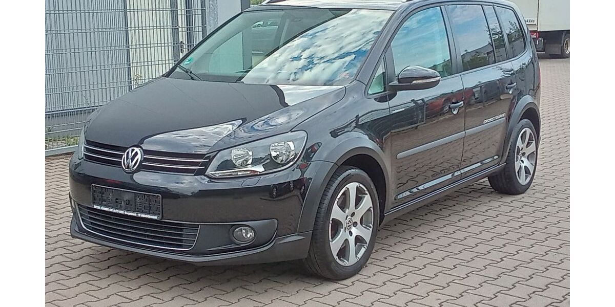VW Touran 235.400 km 7.990 &euro; Burgebrach 96138