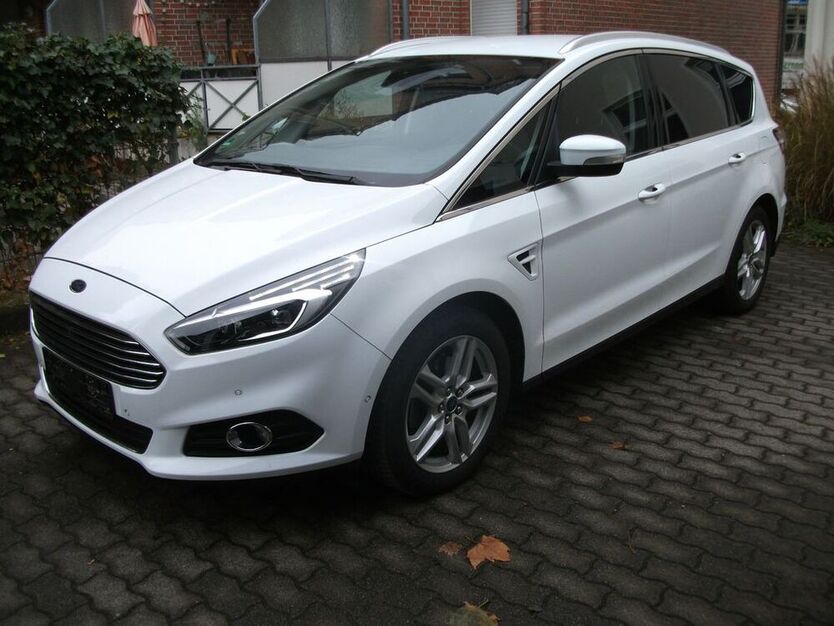 S-Max