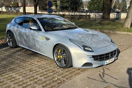 Ferrari FF