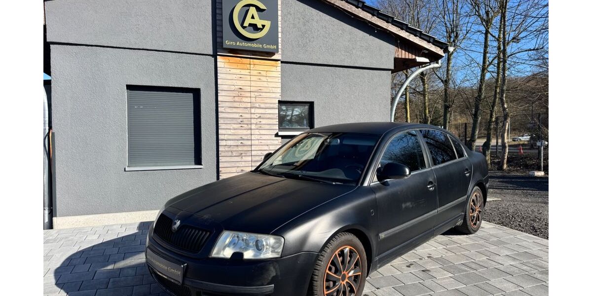Skoda Superb 248.000 km 2.870 &euro; Rostock 18055