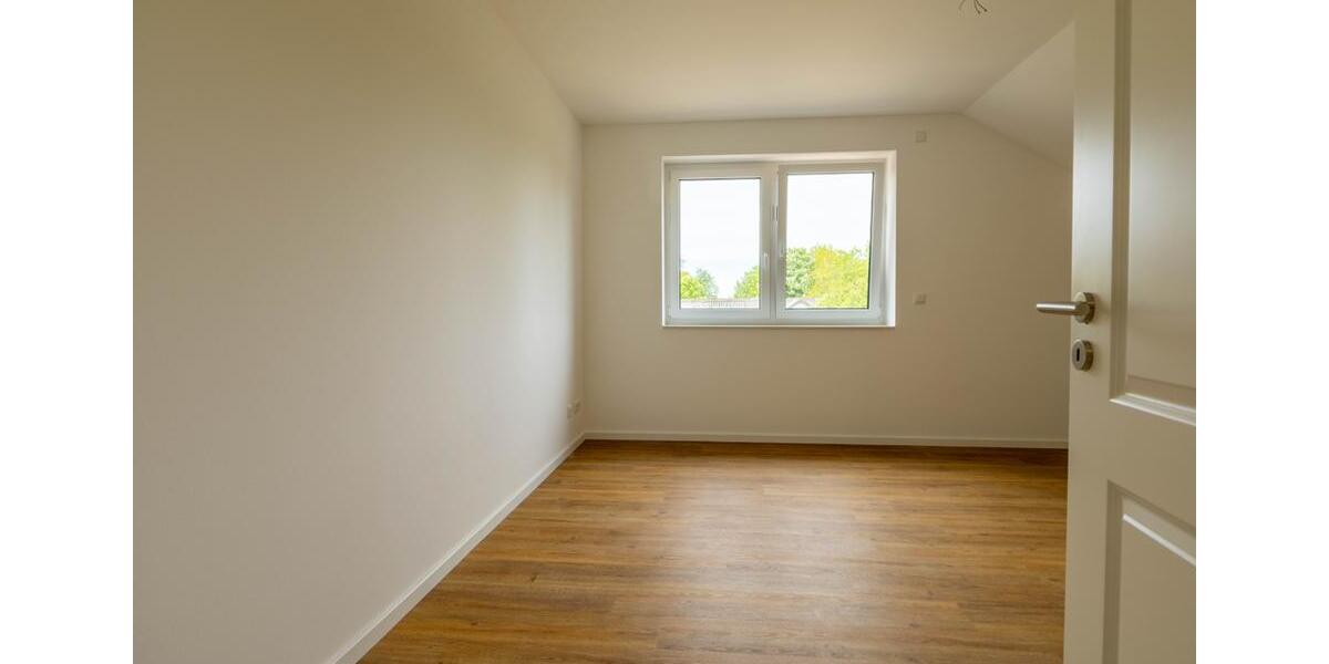 Dachgeschoßwohnung Weddingstedt - 2 Zimmer, 75 m&sup2;, 830&euro; | Angebot:26585915