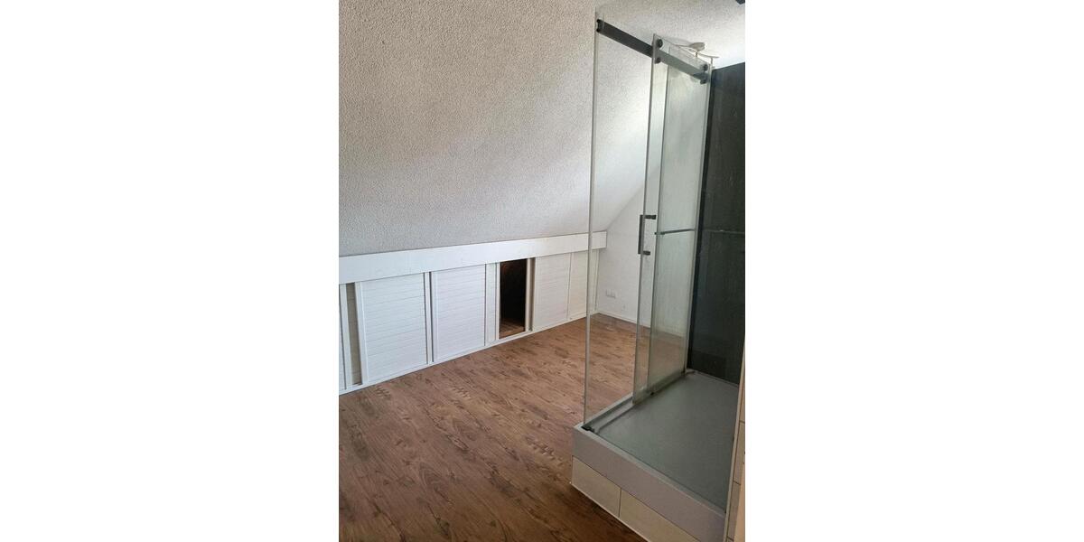 Dachgeschoßwohnung Walldürn - 2 Zimmer, 70 m&sup2;, 600&euro; | Angebot:26680592