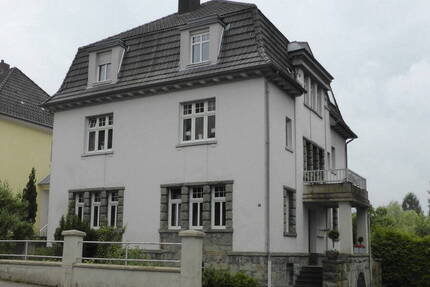 AltbauWohnung in ruhiger Zentrumslage - Gartenmitbenutzung, Stellplatz