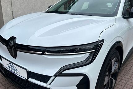 Renault Megane E-TECH 23.913 km 19.980 &euro; Berlin 13059