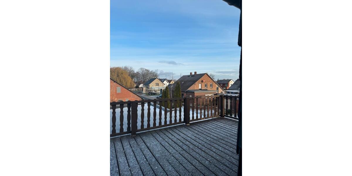 Etagenwohnung Ilsede - 4 Zimmer, 125 m&sup2;, 1.500&euro; | Angebot:25301475