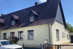 Gemütliche Doppelhaushälfte mit großem Grundstück und Doppelgarage in ruhiger Siedlungslage - Doppelhaushälfte Röderaue | Angebot:27134387
