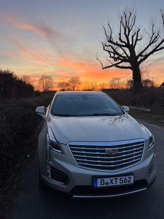 Cadillac XT5 72.500 km 18.500 € Berlin 14129