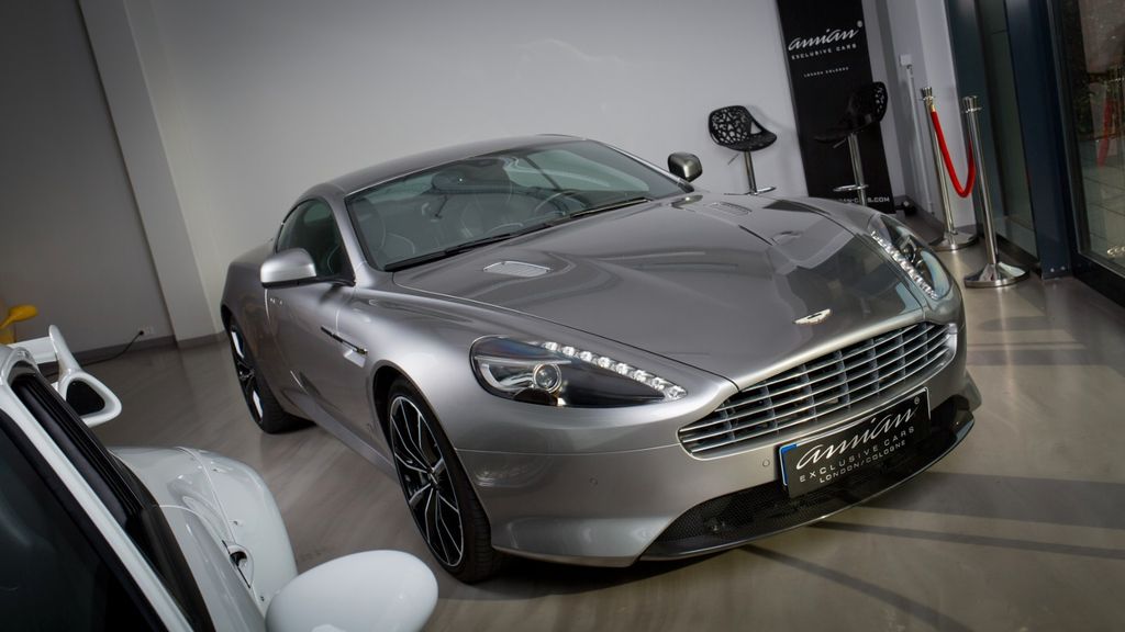 Aston Martin DB9 6.500 km 235.000 € Köln 50858