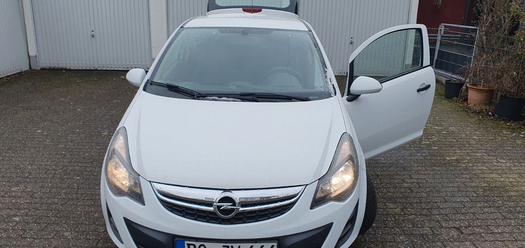Opel Corsa 160.000 km 2.520 &euro; Dortmund 44379