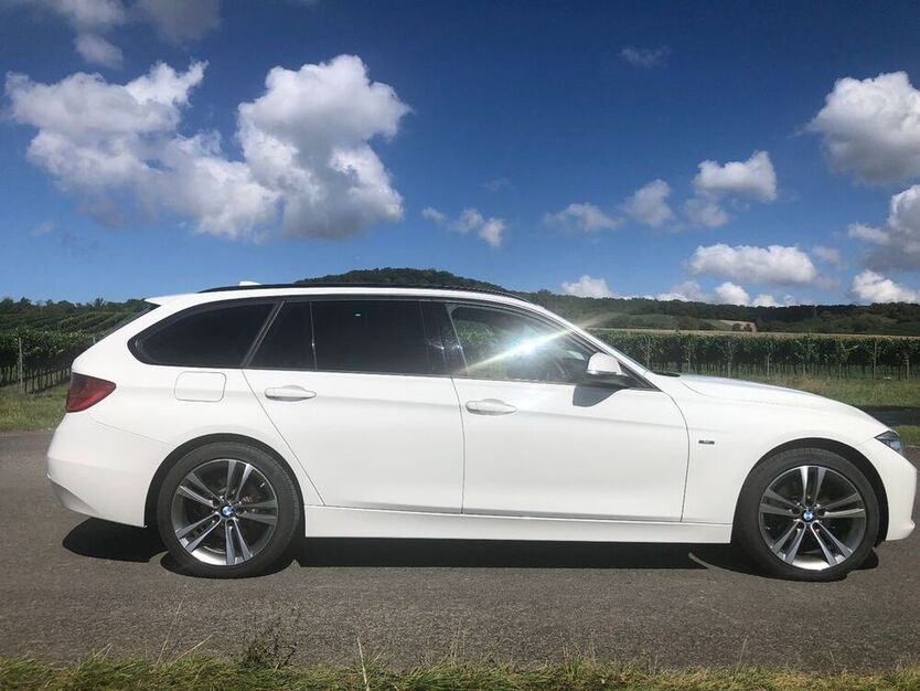 320