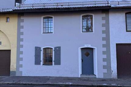 Offener 3,5 Zimmer Altbau mit Galerie und Dachterasse an der Iller 3 zimmer