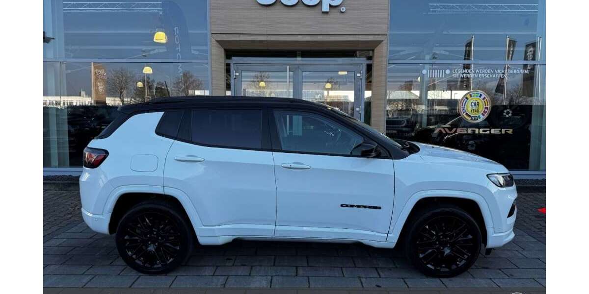 Jeep Compass 32.388 km 29.700 &euro; Aschaffenburg 63741